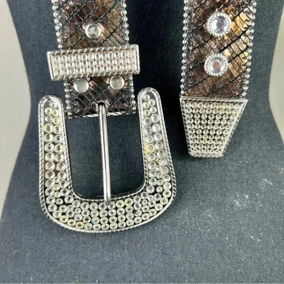 Women’s Silver Tone Rhinestone Animal Print Western Boho Belt in Black L… - Picture 5 of 13